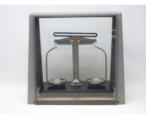 Set of Griffin & George Limited chemical balance scales in perspex case, H46cm    Condition Report   Click here for further i