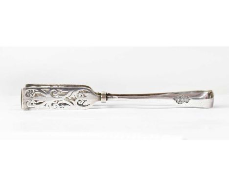 A pair of Royal Mail Steam Packet Co. silver-plated asparagus tongs, length 22cm.Condition Report: Do not sit flush and some 