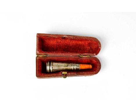 A cased hallmarked silver cheroot holder, with amber-coloured mouthpiece, Ben Wade, Chester 1913, length 5cm.Condition Report
