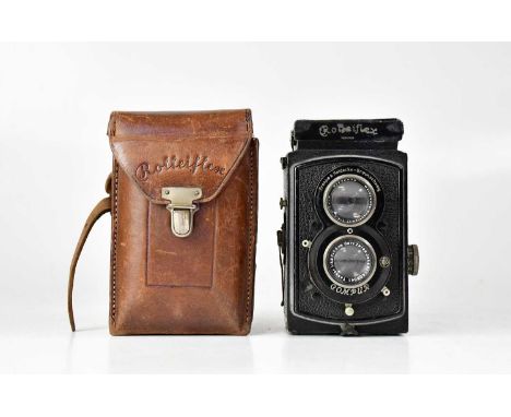 ROLLEIFLEX; an Old Standard 3.8 TLR medium format camera, serial no. 262218, with Carl Zeiss Jena Tessar 1:3.5 f=7.5cm taking
