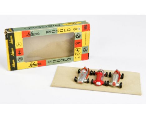 Schuco, Piccolo Set 700 R mit 3 Rennwagen, W.-Germany, 1:90, rechte Lasche fehlt, sonst guter Zustand