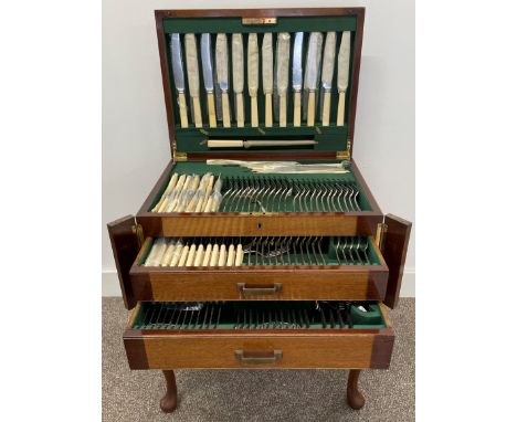 12 place setting silver plate canteen of cutlery in a case on stand by L Harrison of Sheffield (one carving fork &amp; a teas