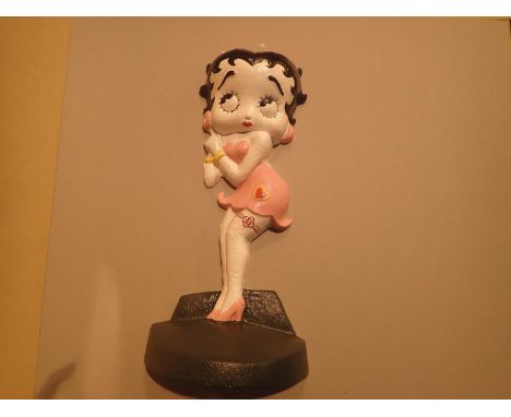 Cast iron Betty Boop door stopper, H: 35 cm. P&amp;P Group 2 (£18+VAT for the first lot and £3+VAT for subsequent lots) 