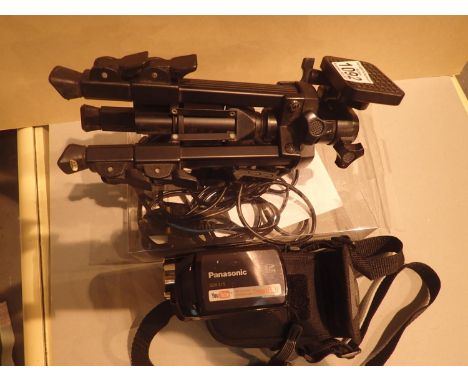 Panasonic SDR-515 SD video camera in  case with power lead, instructions and tripod. P&amp;P Group 2 (£18+VAT for the first l