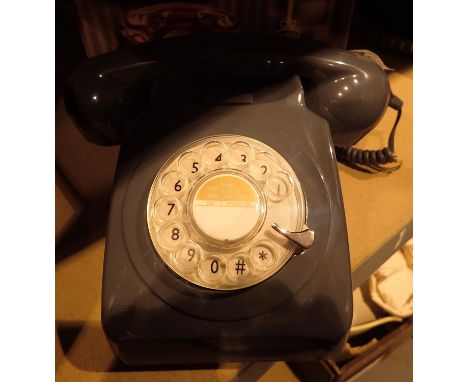Grey, GPO746 retro rotary telephone replica of the 1970s classic, compatible with modern telephone banking and any standard a
