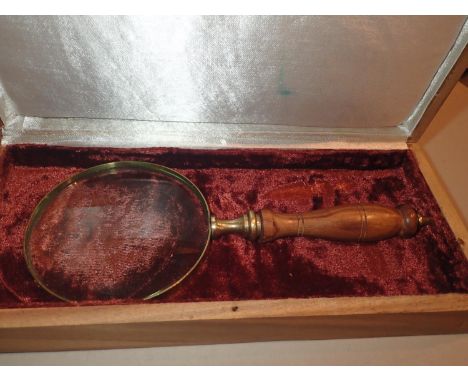 Boxed Nautical type magnifying glass. P&amp;P Group 1 (£14+VAT for the first lot and £1+VAT for subsequent lots) 