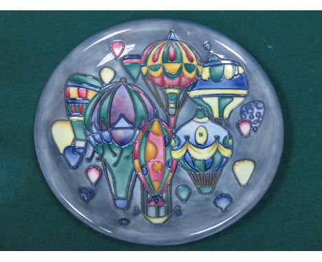 MOORCROFT 'BALLOONS' CERAMIC PLATE, DIAMETER APPROXIMATELY 26cm 