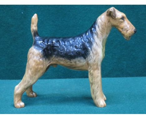 BESWICK GLAZED CERAMIC DOG, APPROXIMATELY 15cm HIGH 