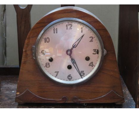 ART DECO STYLE WALNUT VENEERED MANTEL CLOCK 