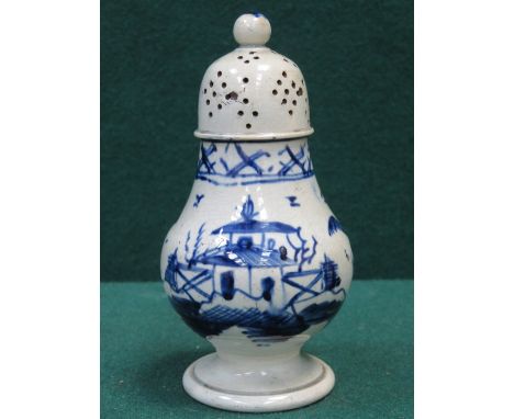 EARLY BLUE AND WHITE CERAMIC PEPPERETTE, APPROXIMATELY 13cm HIGH 