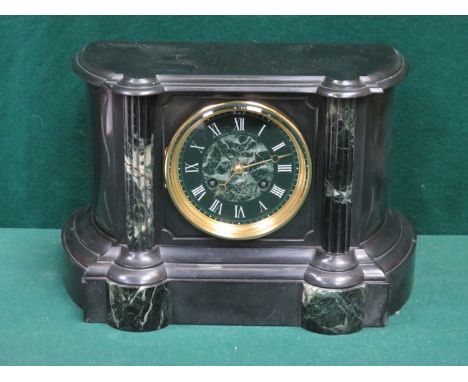 DECORATIVE BLACK SLATE MANTEL CLOCK WITH MARBLE EFFECT COLUMNS AND DIAL, APPROXIMATELY 21cm HIGH