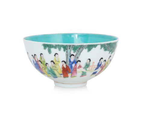 A FAMILLE ROSE '100 LADIES' PORCELAIN BOWL
Circular bowl with tall rounded sides, decorated in continuous scene of ladies dan