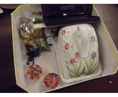 Box to include a Radford cheese dish