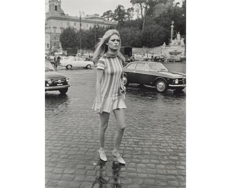 Vittorio La Verde. Brigitte Bardot in Rom. 1969. Vintage, Silbergelatine. 40,5 x 30,5 cm. Verso mit dem Copyright-Stempel. Ba