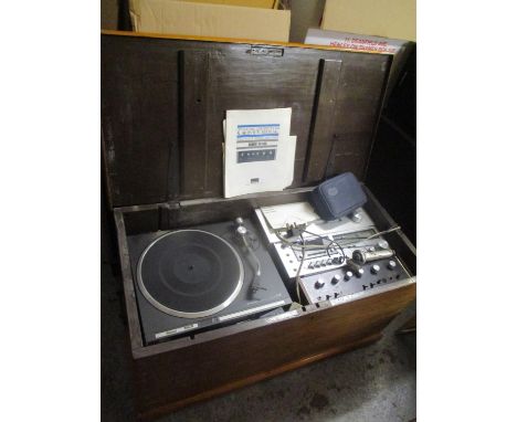 Mixed audio equipment to include a Pioneer turntable and a Sansui amplifier, contained in a Victorian pine box 