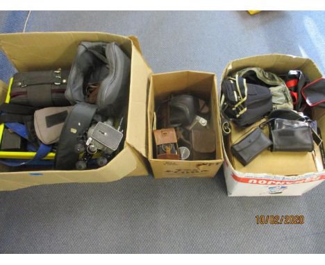 A large quantity of vintage camera and accessories to include Saligor and Goldline 