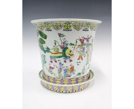 Chinese famille rose  planter with circular tray, 30cm 