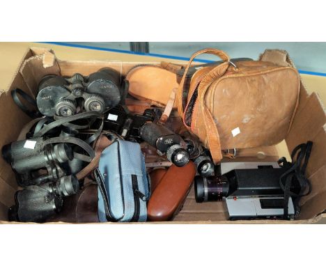 A selection of vintage cameras; binoculars; etc.&nbsp; &nbsp;Swift Newport 10 x 50.&nbsp; Carl Zeist Deltrentis 8 x 30.&nbsp;