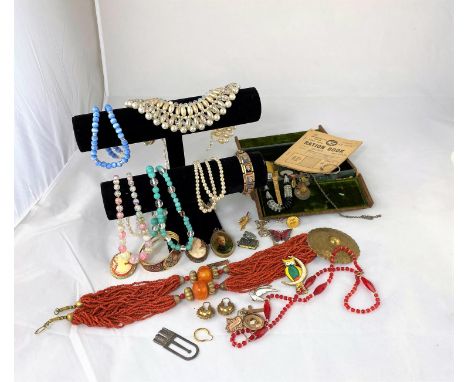 A selection of mixed vintage jewellery including Victorian and later items in a Victorian jewellery box 