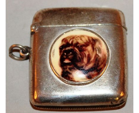 A PLAIN VESTA CASE Birmingham 1905, with a portrait of a dog.
