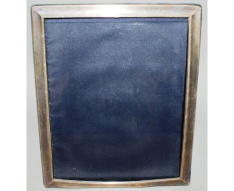 A RECTANGULAR UPRIGHT EASEL PHOTOGRAPH FRAME 12ins high, 9.5ins wide 0.925 Maker R C.