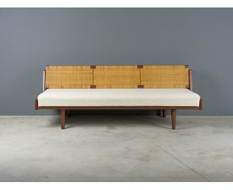 HANS J. WEGNER (1914-2007)Banquette convertible mod. GE 259Circa 1960Edition Getama, en chêne, cannage, garniture en laine bo