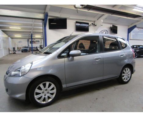 Make &amp; Model: Honda Jazz SEDate of Reg: OU07 YVXColour: Silvercc: 1339MoT: 15-02-2022Fuel Type: PETROLMileage: 94kTransmi