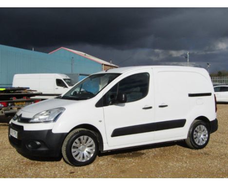 Make &amp; Model: Citroen Berlingo 625 EnterprisDate of Reg: KP13 TPUColour: Whitecc: 1560MoT: 16-01-2023Fuel Type: DIESELMil