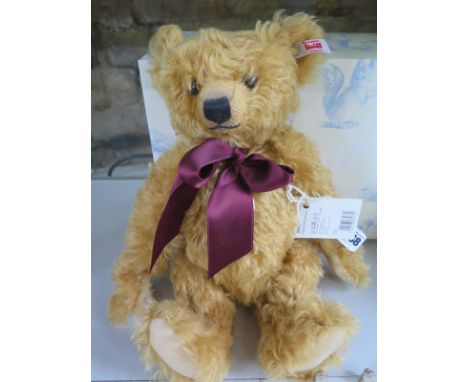 A Steiff British Collectors Bear 2015 - 36cm tall, mohair - limited edition number 17 of 2000 - makes noise when moved - in g