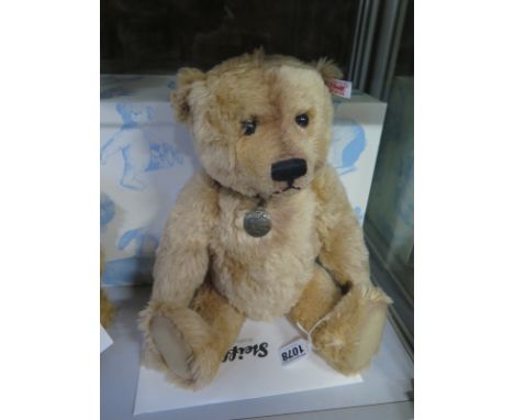 A Steiff Gatsby the Trademark Bear - 38cm tall, silk - limited edition number 71 of 1897 - makes noise when moved - in good c