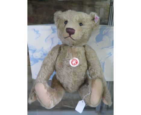 A Steiff Henry the Bear - 38cm tall, mohair - limited edition number 432 of 1500 with box and certificate 