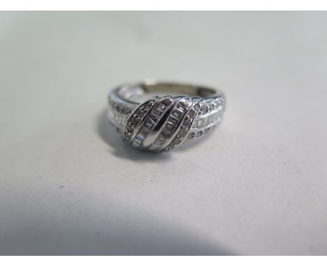 A 9ct white gold diamond ring set with approx 1ct total diamond weight, size O approx 3.7 grams 