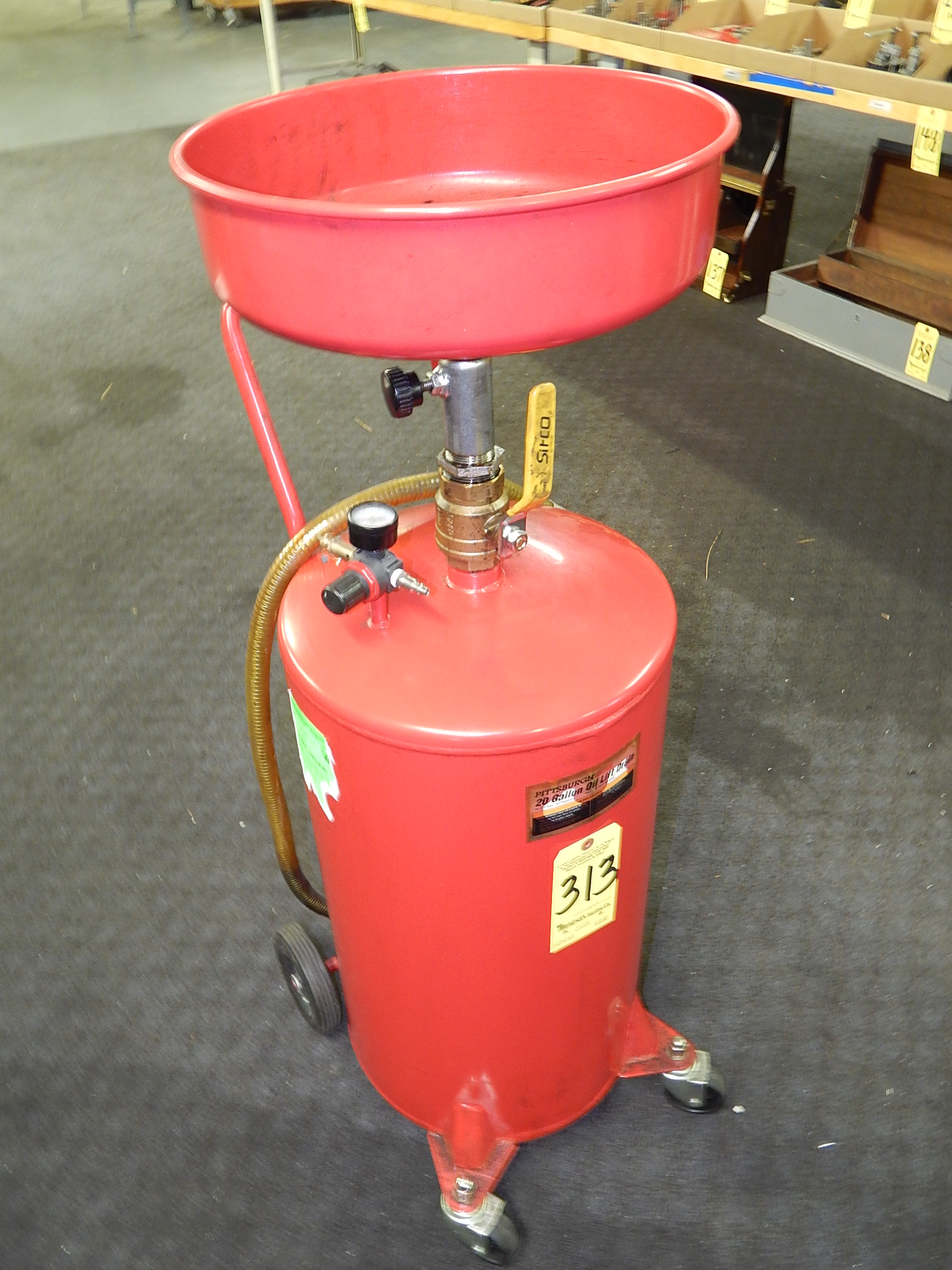 Pittsburgh 20 Gallon Oil Lift Drain