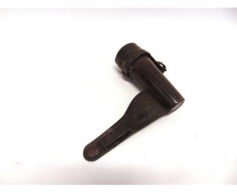 A LEATHER TAPERED HUNTING FLASK HOLDER for saddle mounting, 19cm high