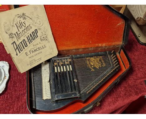 Boxed Vintage Zither/Auto-Harp Musical Instrument