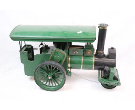 Scratch built steam roller model in green, wooden and tin with metal fittings, 24" in approx length 