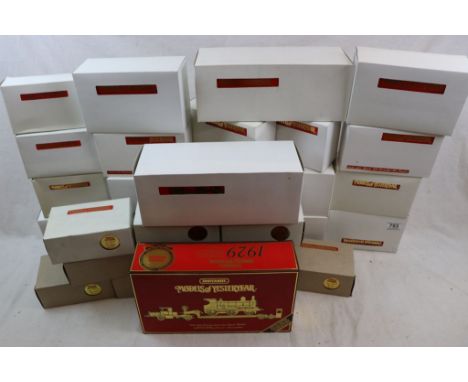 30 Boxed Matchbox Models of Yesteryear diecast models including YS-43 1905 Busch self propelled fire engine, YS-46 1880 Merry