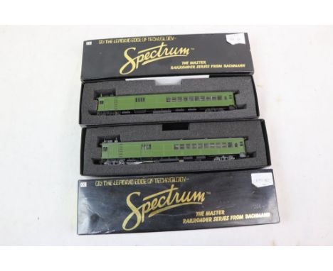 Two boxed Bachmann Spectrum HO scale Doodlebugs to include 81405 EMC Gas Electric Union Pacific and 81403 Santa Fe Mustache