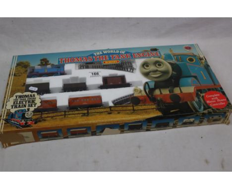 Boxed Hornby OO gauge R181 Thomas The Tank Engine train set 
