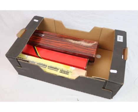 Four boxed OO/HO gauge locomotives to include Lilput 1063 AH Peppercorn, Hornby 4-6-2 Class 7 Britannia loco and tender, Horn