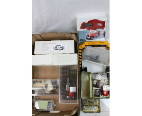 Group of diecast models to include boxed 1:48 Sun Motor Co 190 Super Pacific Prime Mover: Wynn's, Hart Models HT93 Scammell P