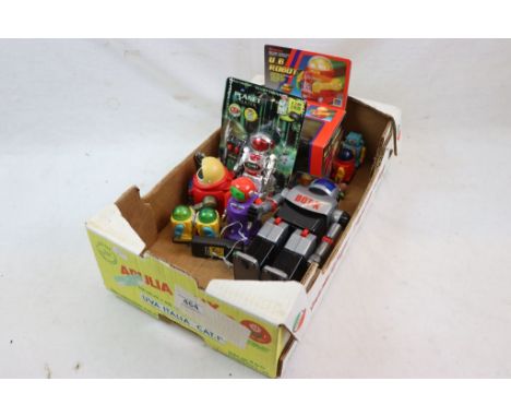 Collection of circa 1980/90s robots to include boxed Supertoys UB Robot, carded Simba Planet Fighter (opened) and 8 unboxed r