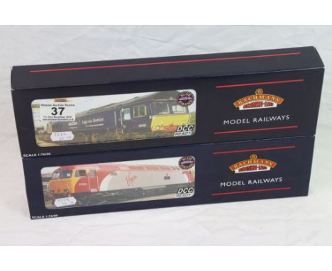 Two boxed Bachmann OO gauge Blue Ribband locomotives to include 32729 Class 66 Diesel 66405 Blue Malcolm Logistics Services a