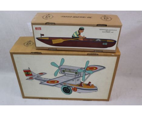 Two boxed Paya tin plate models to include 612 Canoe and plane with certificate