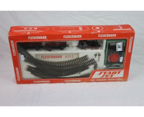 Boxed Fleischmann 6315 HO gauge Start Set with locomotive and two items of rolling 