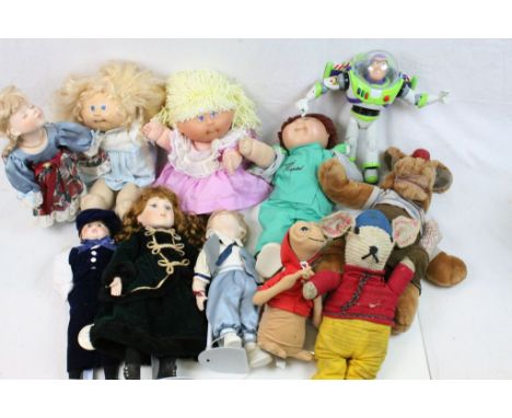 Group of approx 10 dolls / teddies, to include Cabbage Patch x 3, Thinkway Buzz Lightyear, ET etc