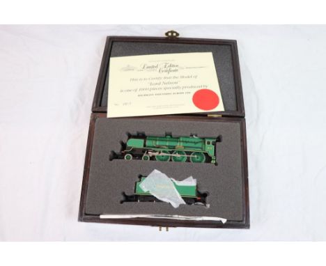Cased ltd edn Bachmann OO gauge 9ct Gold Lord Nelson locomotive with certificate