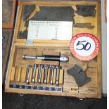 Mitutoyo Small hole micrometer set, range .4"-.7"