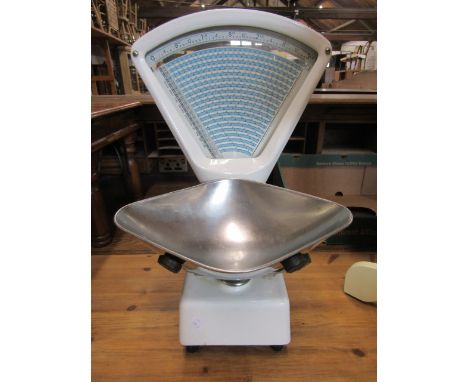 vintage scales&nbsp;