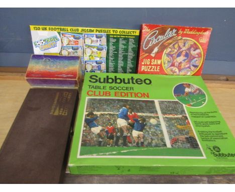 Vintage toys inc Subbuteo, Backgammon set etc&nbsp;